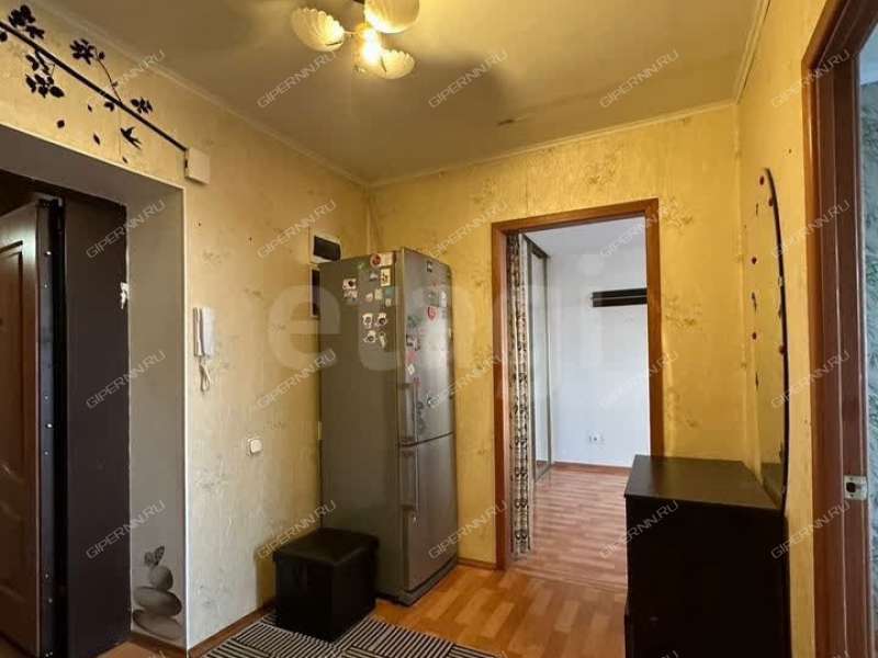 двухкомнатная квартира на Большой Покровской улице дом 32