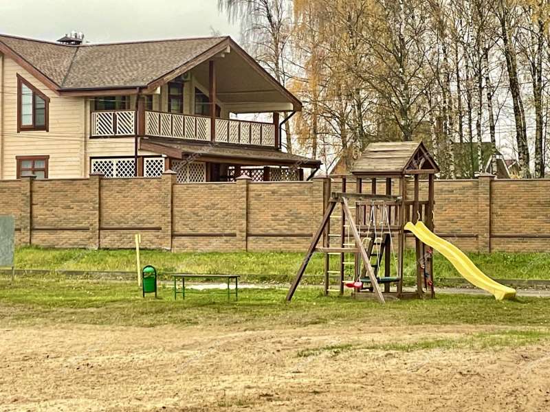 дом на Ахматовой ул. село Каменки