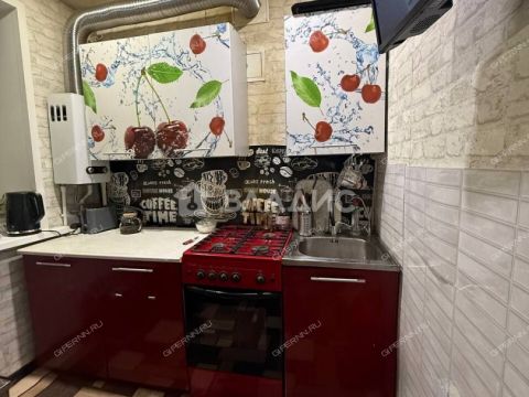 3-komnatnaya-ul-chaadaeva-d-38 фото