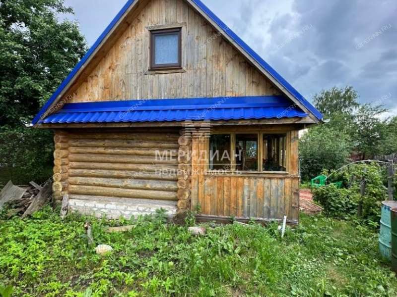 дом на Луговой улице село Татарское