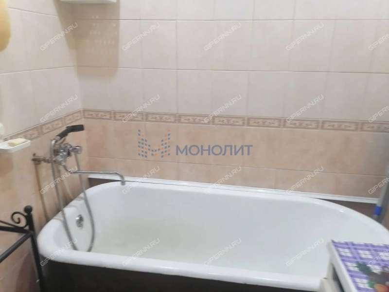 двухкомнатная квартира на улице Космонавта Комарова дом 17