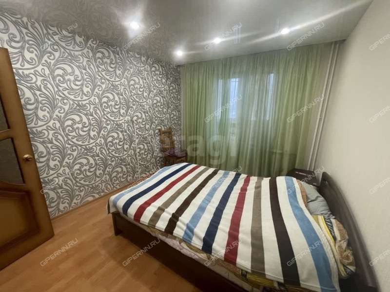 трёхкомнатная квартира на Днепропетровской улице дом 16