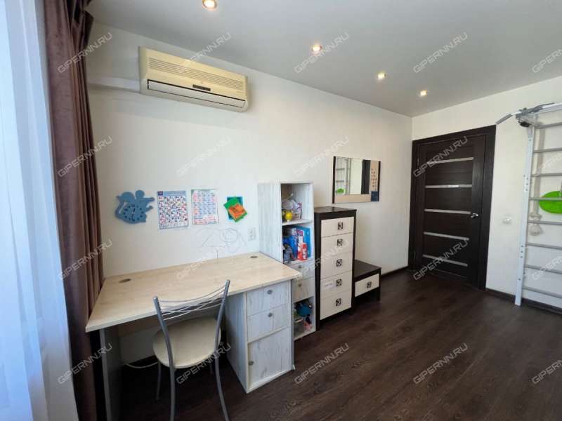 трёхкомнатная квартира на улице Сергея Акимова дом 22