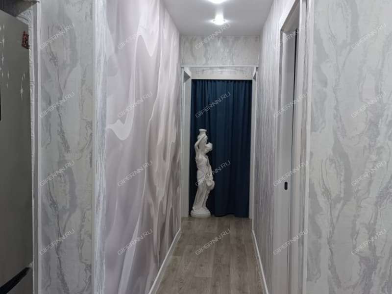 трёхкомнатная квартира на улице Маршала Жукова дом 22