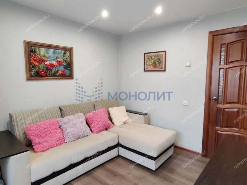 трёхкомнатная квартира на улице Родионова дом 180