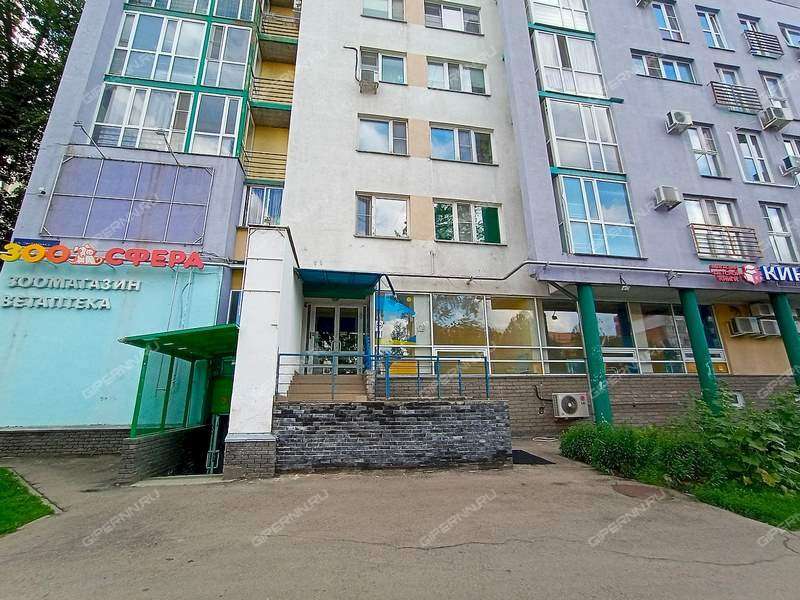 помещение под торговую площадь на Полтавская ул., д.11
