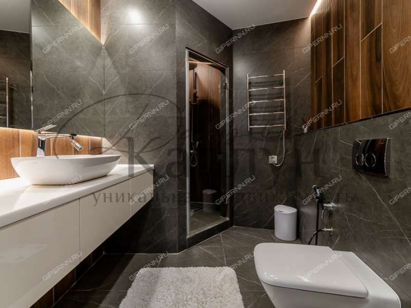 четырёхкомнатная квартира на улице Маршала Баграмяна дом 1