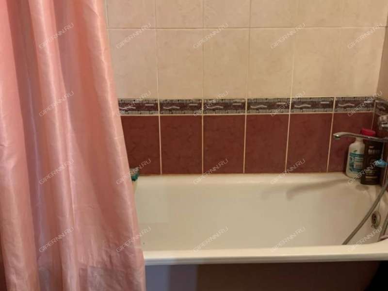 четырёхкомнатная квартира на улице Кащенко дом 27