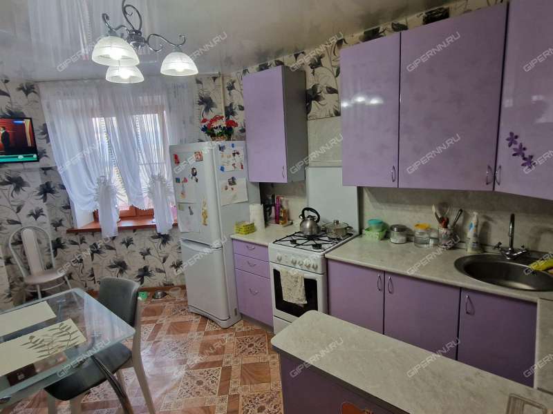 трёхкомнатная квартира на Парковой улице дом 7 город Кстово