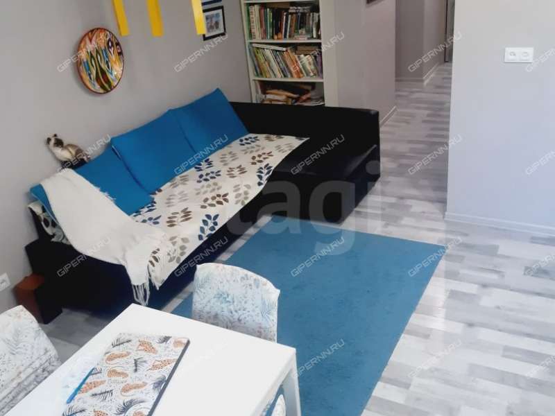 двухкомнатная квартира на проспекте Гагарина дом 106