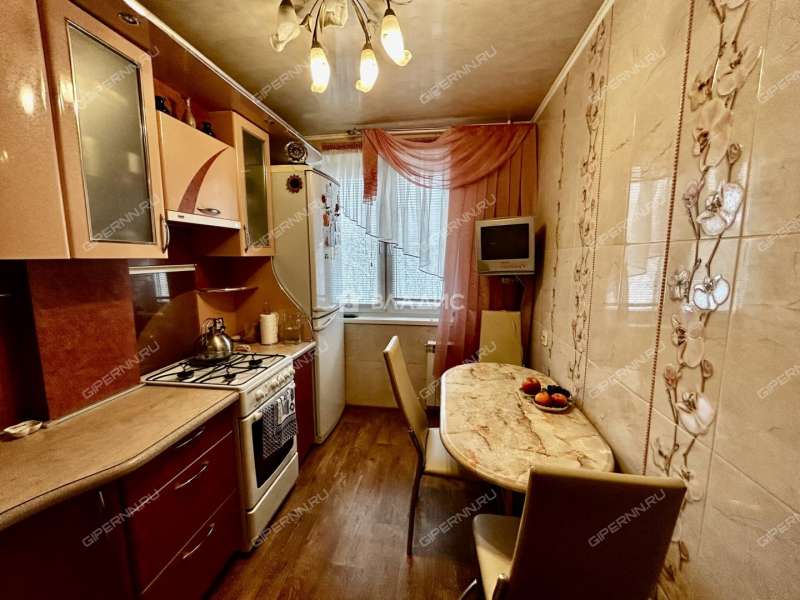 трёхкомнатная квартира на Заречном бульваре дом 9