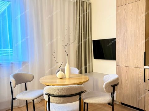 1-komnatnaya-ul-geroya-zhidkova-d-2 фото