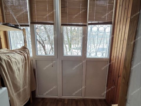 2-komnatnaya-ul-sergeya-esenina-d-13 фото