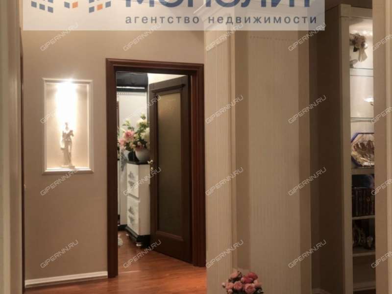 трёхкомнатная квартира на улице Октябрьской Революции дом 60