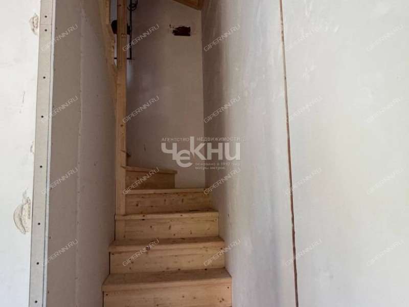 таунхаус на Центральная деревня Студенец