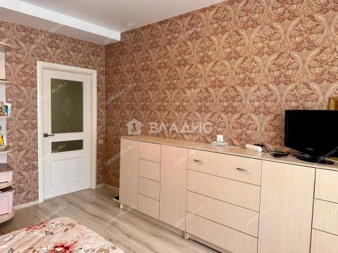 1-komnatnaya-ul-rodionova-d-25 фото