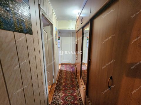 3-komnatnaya-ul-barenca-d-3 фото