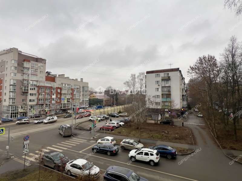 двухкомнатная квартира на улице Максима Горького дом 24