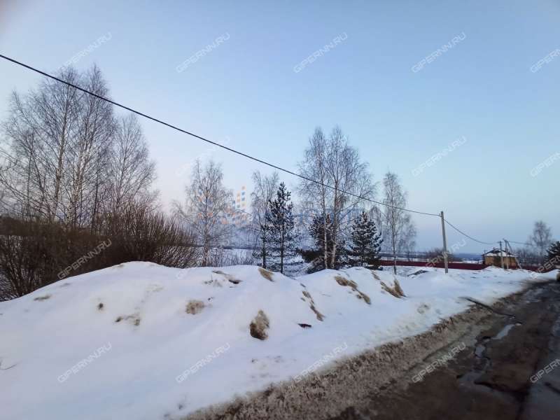 земельный участок 15 соток Радужная улица