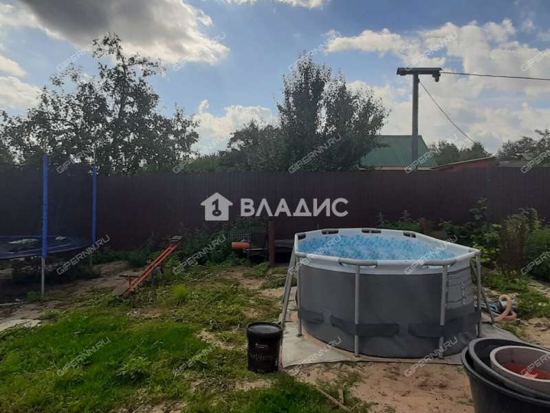 дом на 10 деревня Малая Поляна