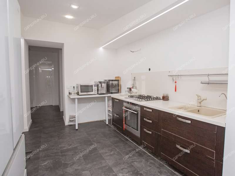 трёхкомнатная квартира на улице Минина дом 29