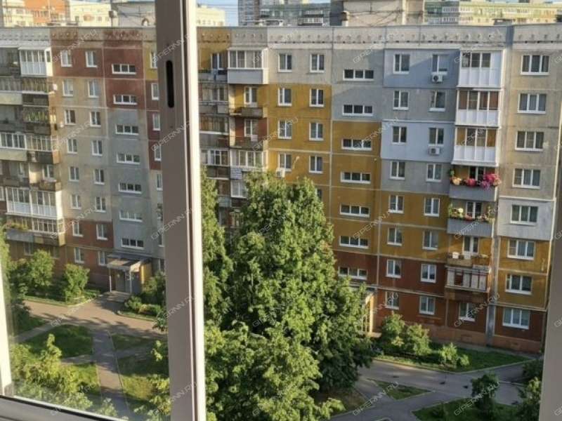 трёхкомнатная квартира на улице Верхнепечёрская дом 8