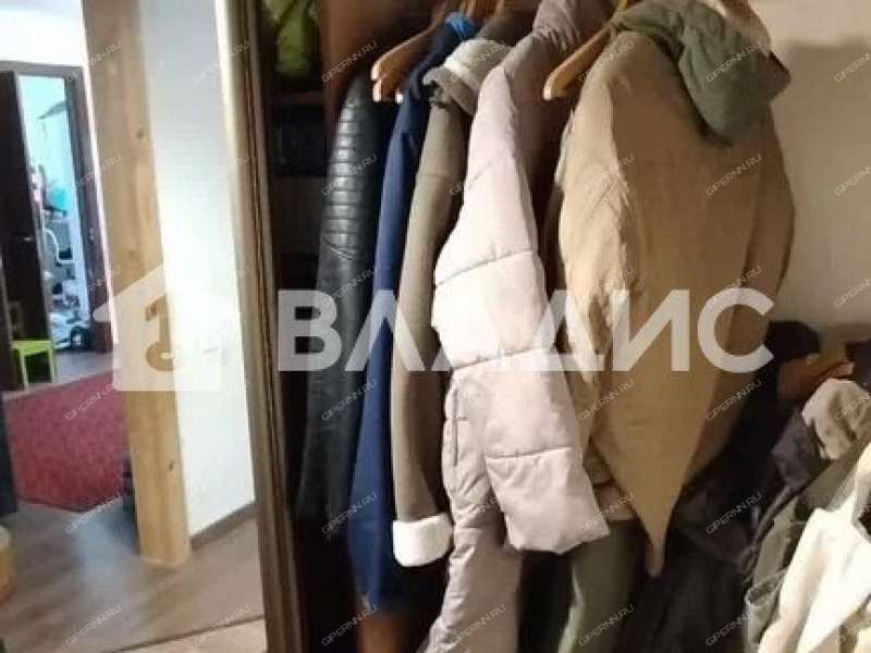 трёхкомнатная квартира на улице Адмирала Васюнина дом 12 к3