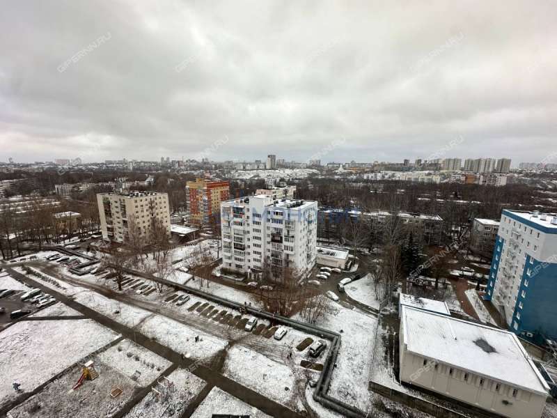 однокомнатная квартира на бульваре 60-летия Октября дом 21 к2