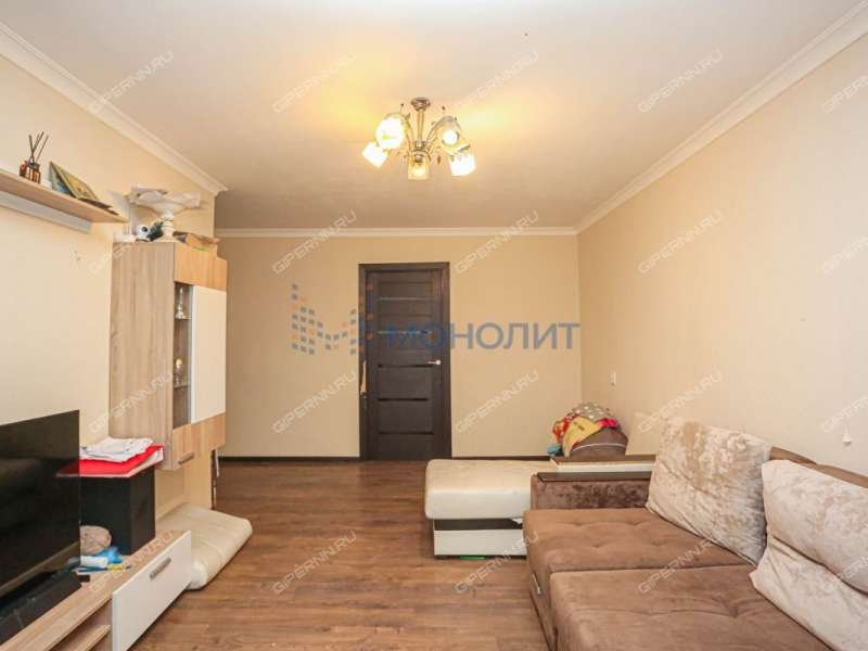 трёхкомнатная квартира на улице Маршала Голованова дом 67