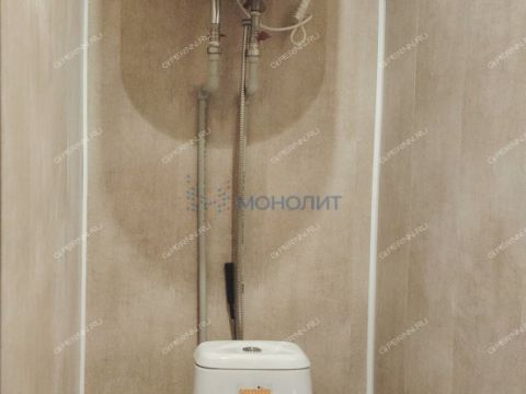 3-komnatnaya-ul-dnepropetrovskaya-d-8 фото