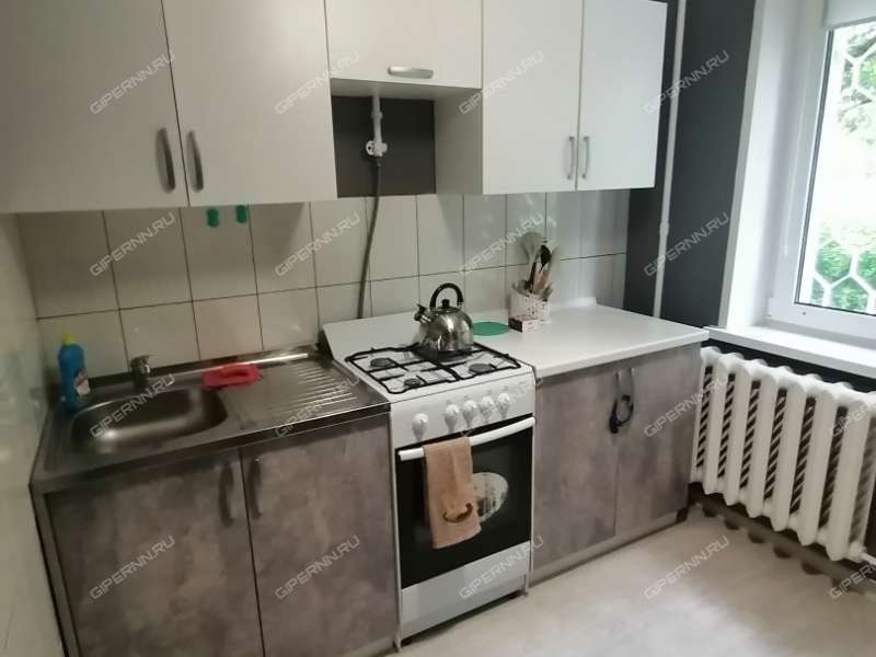 однокомнатная квартира на сутки на улице Сергея Есенина дом 39