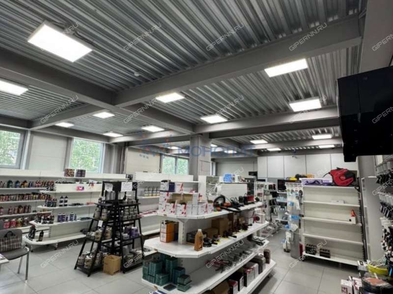 помещение под склад, недвижимость под автобизнес на улице Юлиуса Фучика