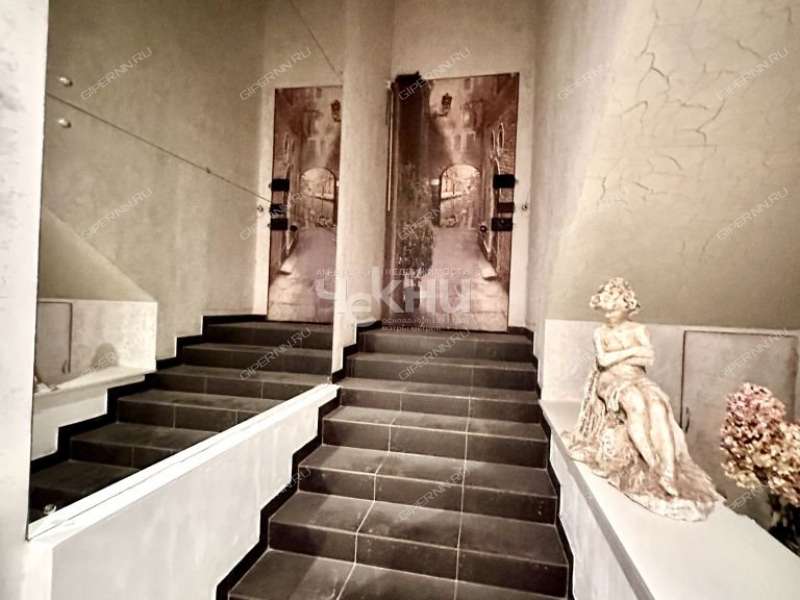 пятикомнатная квартира на улице Семашко дом 2