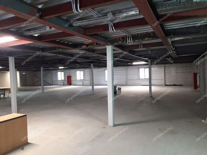 помещение под склад на улице Октябрьской Революции