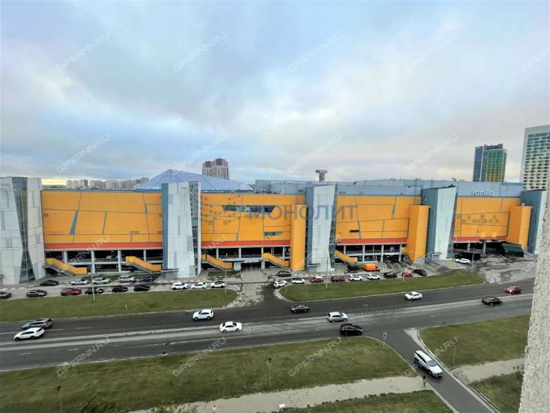 однокомнатная квартира на Деловой улице дом 22