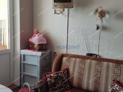 2-komnatnaya-ul-verhnepecherskaya-d-13-k1 фото