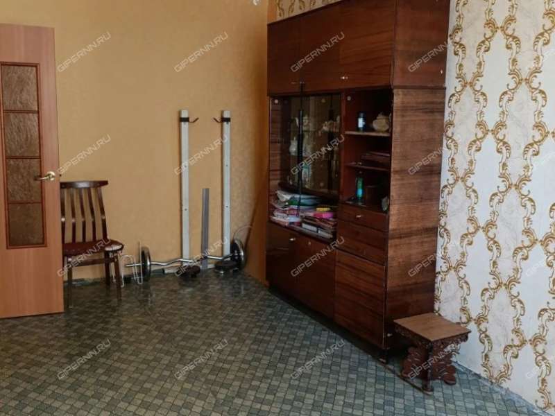трёхкомнатная квартира на улице Красных Зорь дом 24