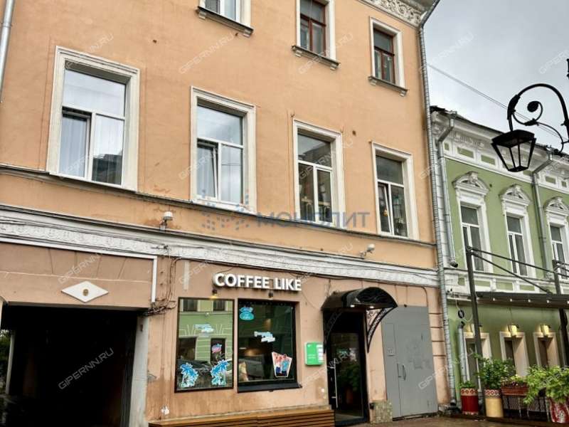трёхкомнатная квартира на Рождественской улице дом 16