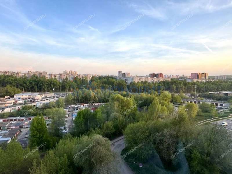 двухкомнатная квартира на улице Александра Хохлова дом 5