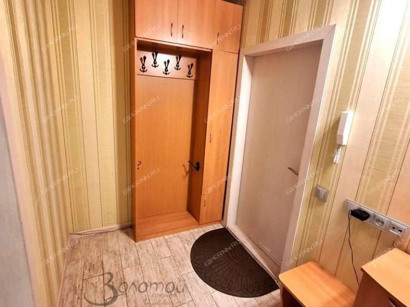 трёхкомнатная квартира на улице Аркадия Гайдара дом 26