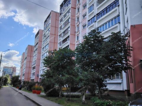 4-komnatnaya-ul-kerchenskaya-d-26 фото