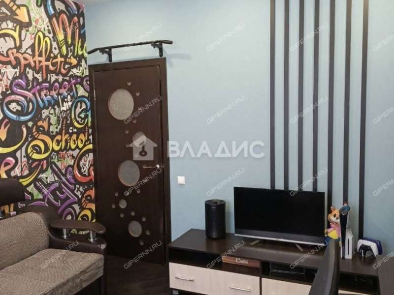 трёхкомнатная квартира на улице Родионова дом 39