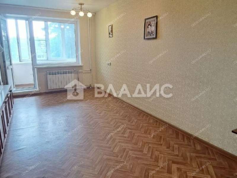 четырёхкомнатная квартира на улице Краснодонцев дом 19