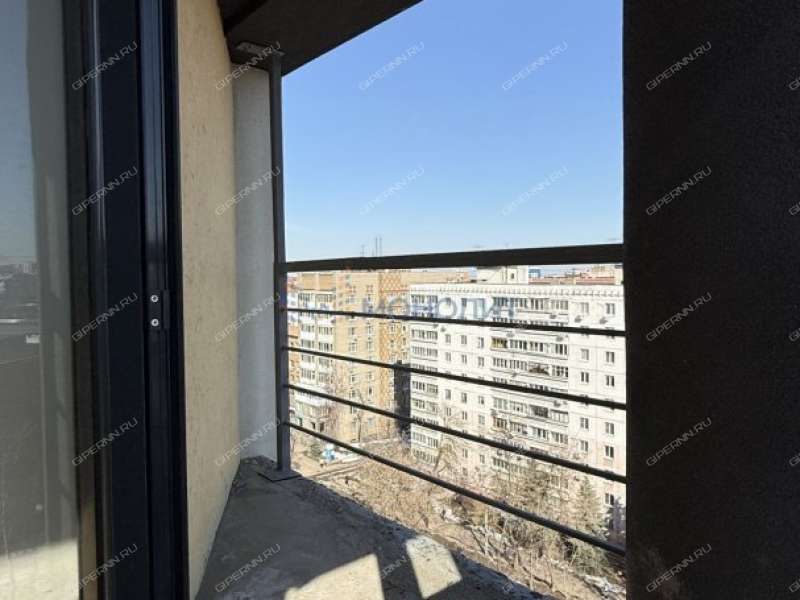 трёхкомнатная квартира на Полтавской улице дом 15