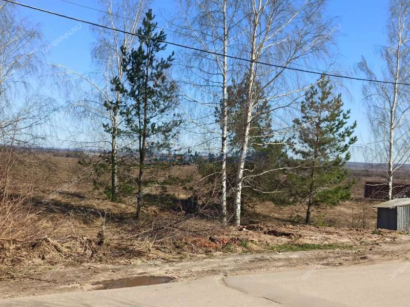 земельный участок 15 соток Радужная улица