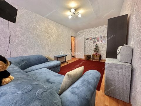 1-komnatnaya-ul-cvetochnaya-d-1 фото