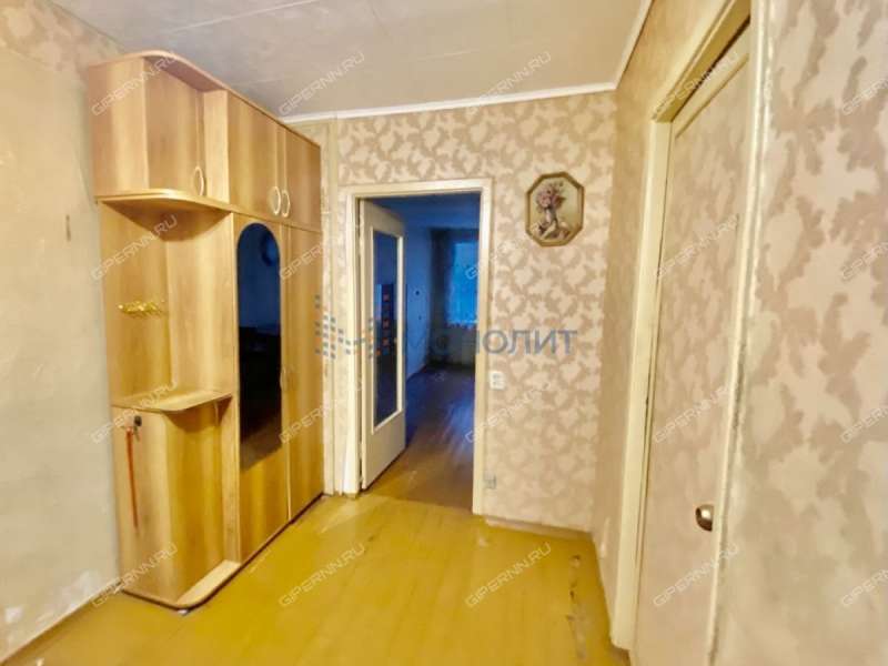 трёхкомнатная квартира на улице Шаляпина дом 15