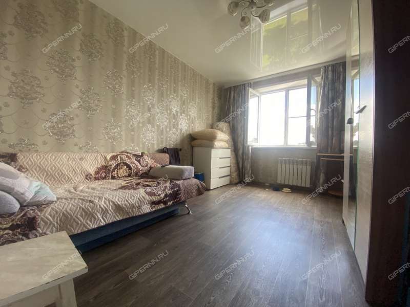 трёхкомнатная квартира на улице Краснодонцев дом 21 к3