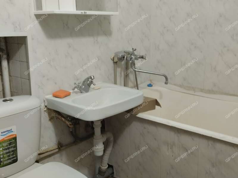 однокомнатная квартира на Луганской улице дом 4а