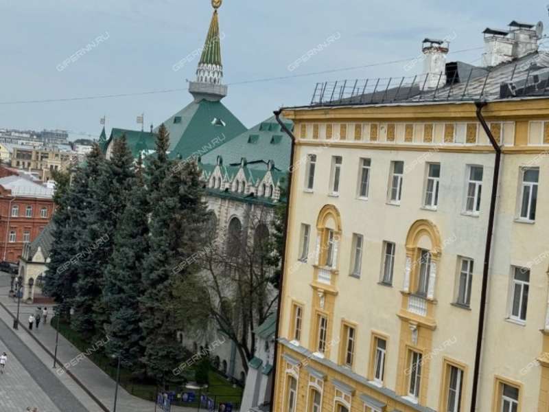 трёхкомнатная квартира на Большой Покровской улице дом 35а